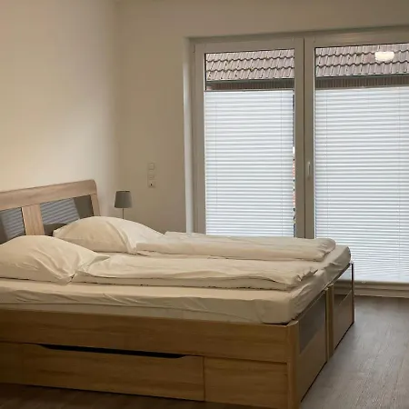 Stilvoll Wohnen In Kreyenbrueck דירה